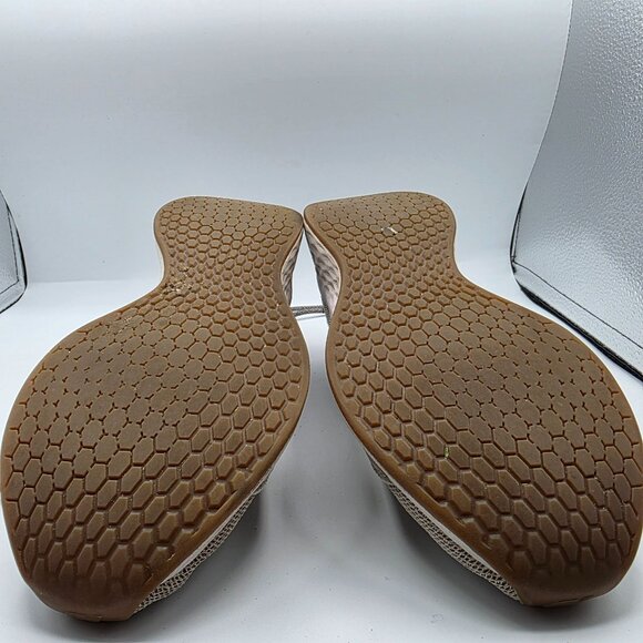 New Balance Fresh Foam Roav V1 Womens Size 9.5 White Athletic Shoes Casual Walk - Picture 10 of 12